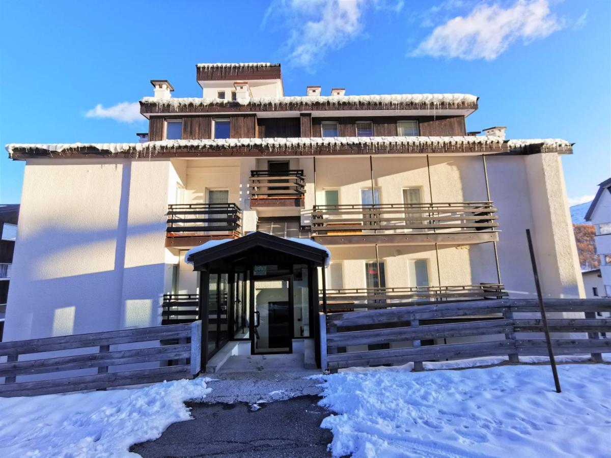 Hostdomus - Tech Apartment Sestriere
